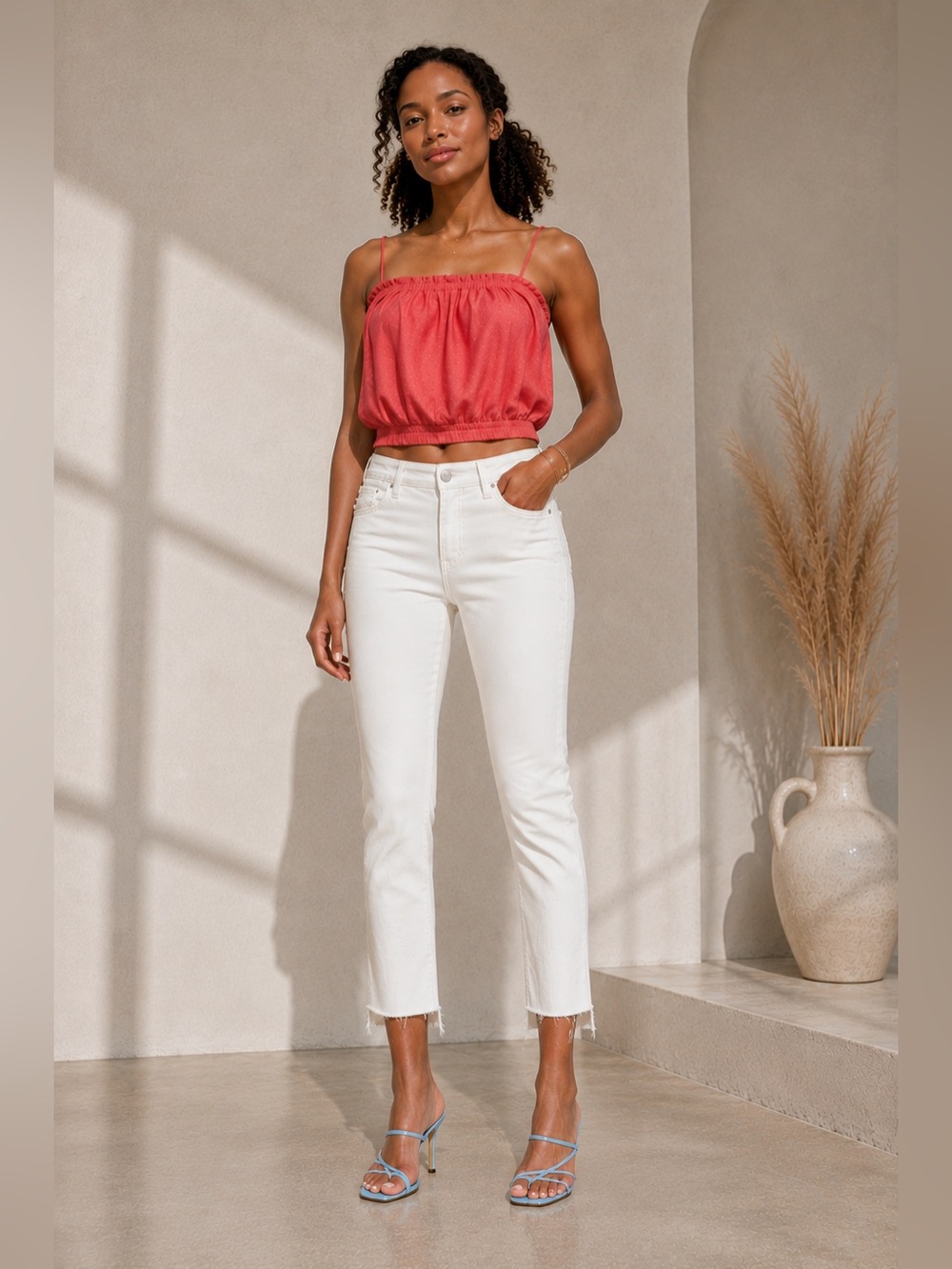 FRAME Le High Straight Jeans • Size 28